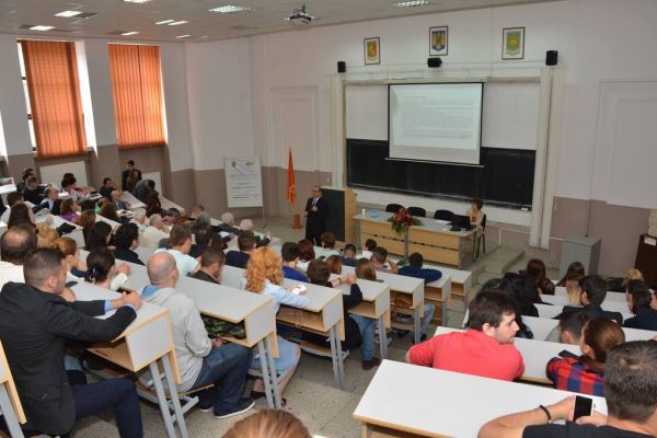 foto4F8A73D39-E989-45E2-4CDE-236FD7E48E7A.jpg